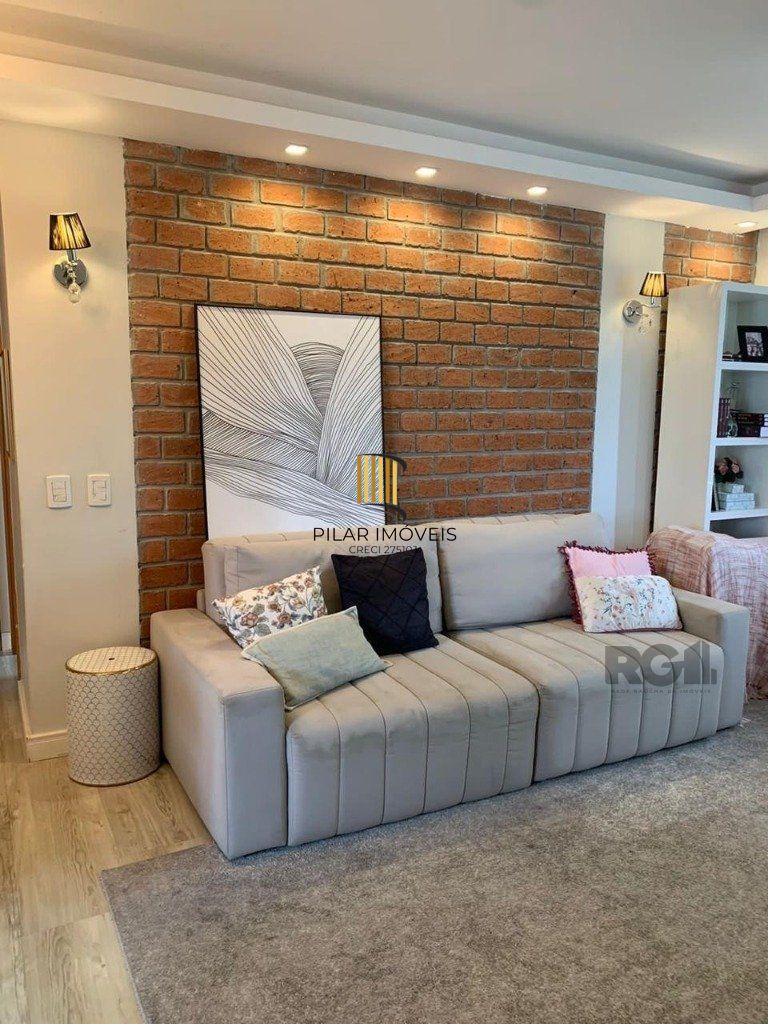 Apartamento 2 dormitórios, 1 suíte, 74m, 2 vagas, elevador