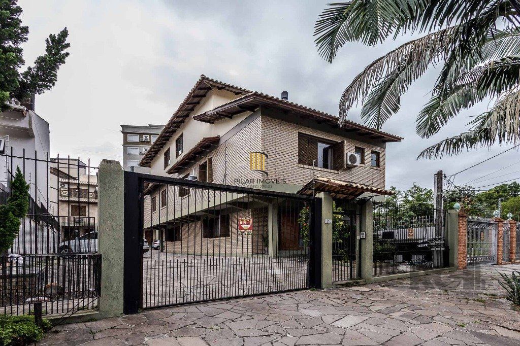 Casa de Condomínio 3 dormitórios no bairro Jardim Itu