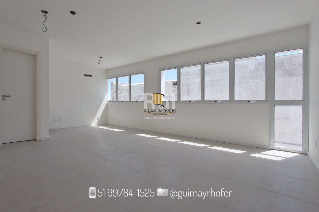 Conjunto/Sala para Venda - 47m², 0 dormitórios, 1 vaga - Menino Deus