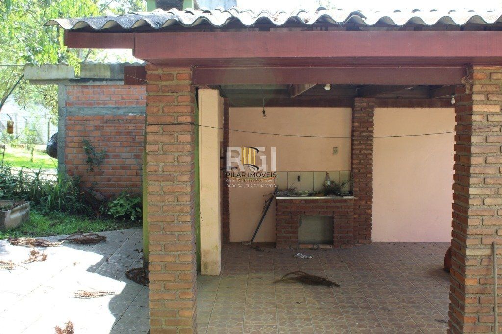 Sítio para Venda - 100m², 3 dormitórios, 9 vagas - Pinheiro