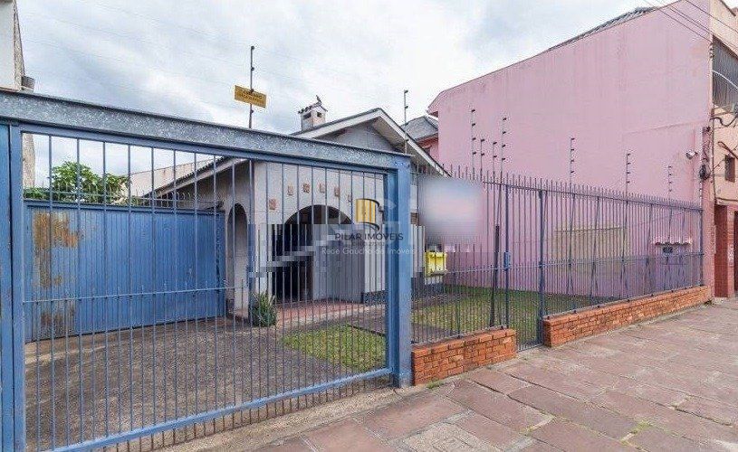 Predio para Venda - 120m², 3 dormitórios, 3 vagas - Partenon