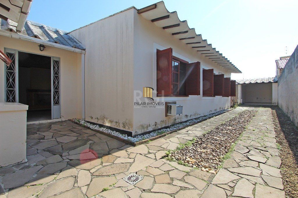 Casa para Venda - 120m², 3 dormitórios, sendo 1 suites, 3 vagas - Ipanema