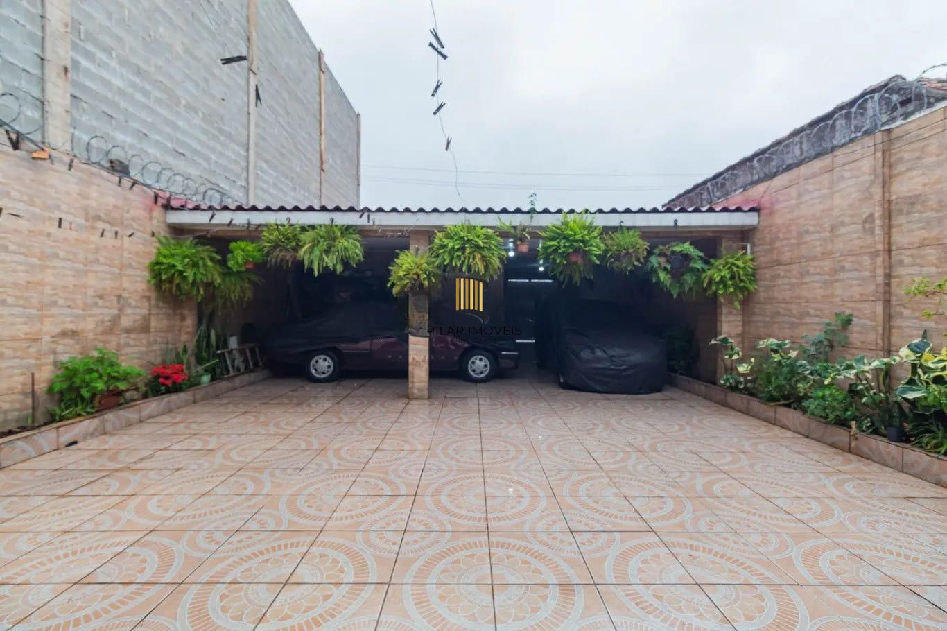 Casa com 2 dormitórios no bairro  Sarandi, Porto Alegre