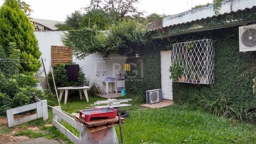 Predio para Venda - 244.51m², 0 dormitórios, 4 vagas - Partenon