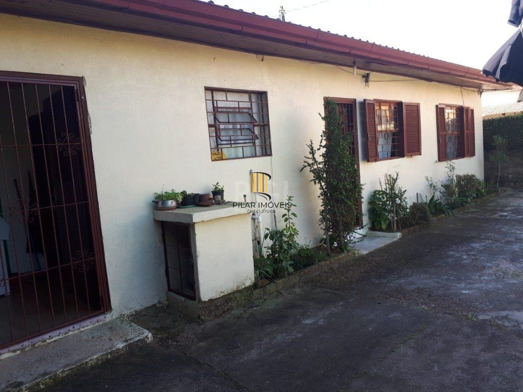 Casa para Venda - 69m², 2 dormitórios, 5 vagas - Vila Nova