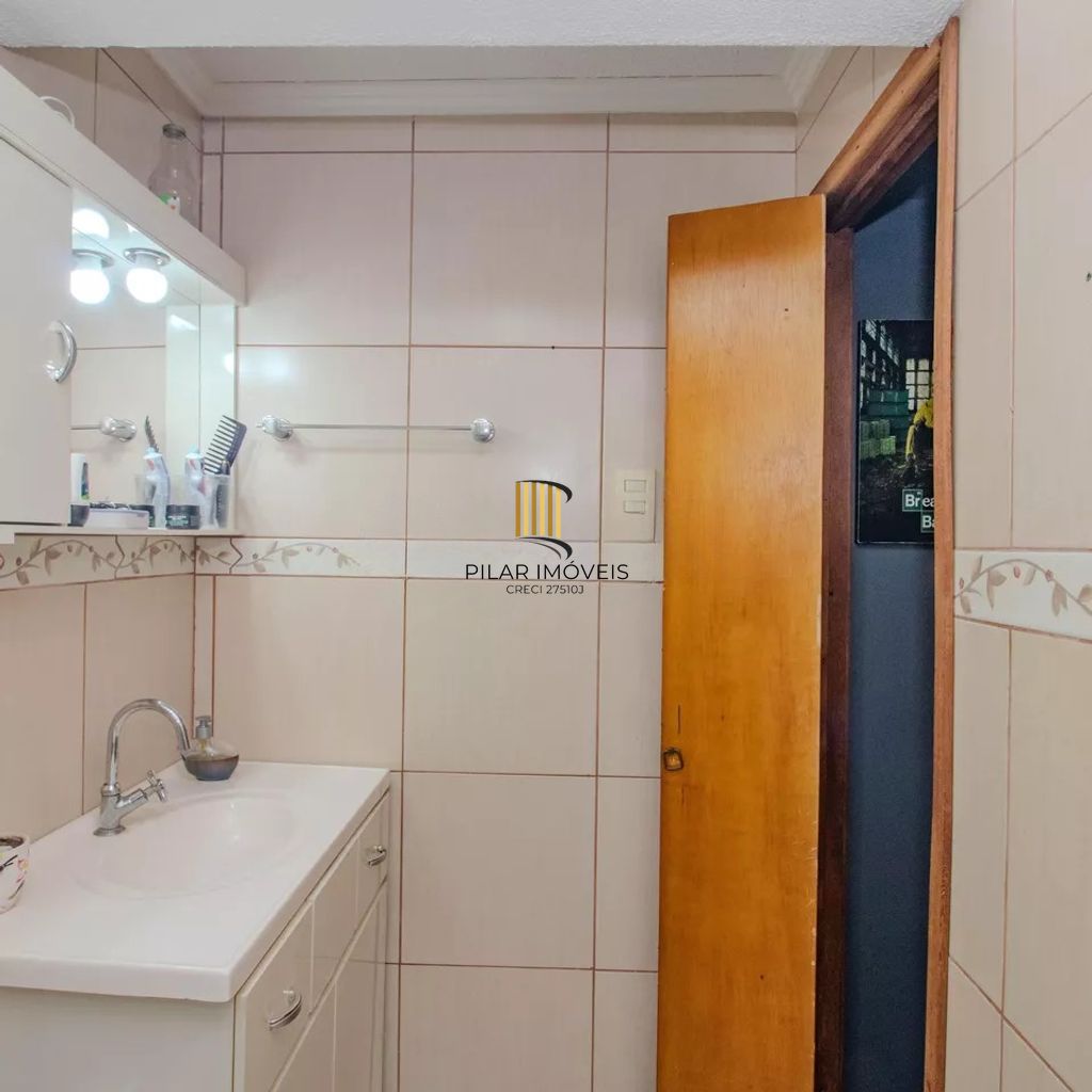 Cobertura de 2 dormitórios à venda em Passo da Areia - Porto Alegre