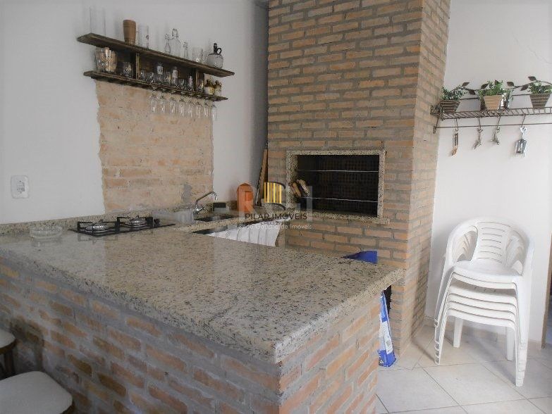 Casa para Venda - 159m², 3 dormitórios, 3 vagas - Menino Deus