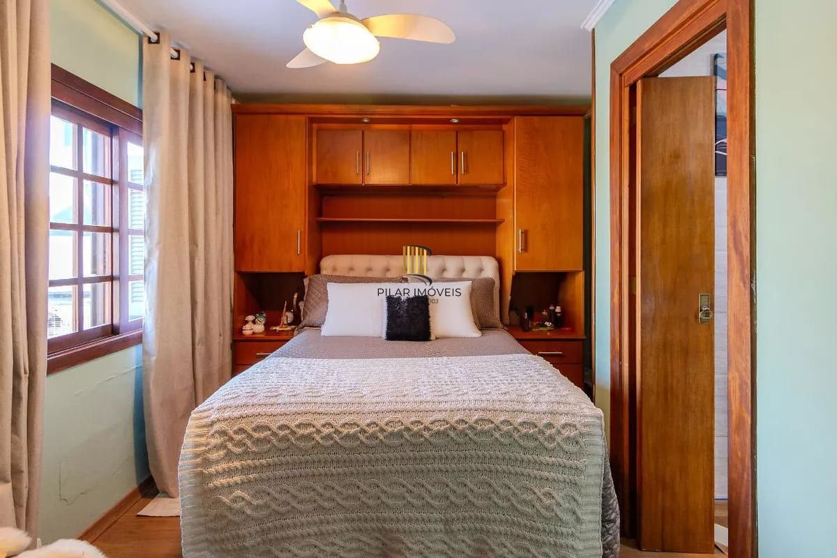 Casa de condomínio à venda com 258m², 3 quartos e 2 vagas