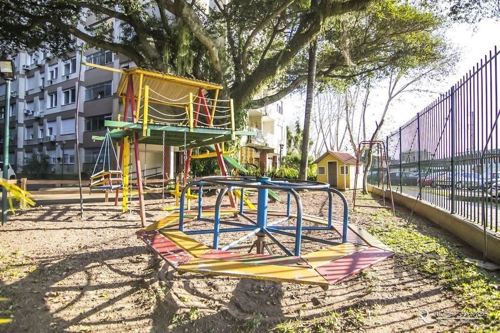 Apartamento 2 dorms à venda Avenida Guaíba, Vila Assunção - Porto Alegre