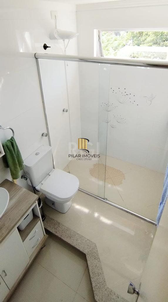 Apartamento 67m² - 2 dormitórios e 1 vaga de garagem no bairro Teresópolis