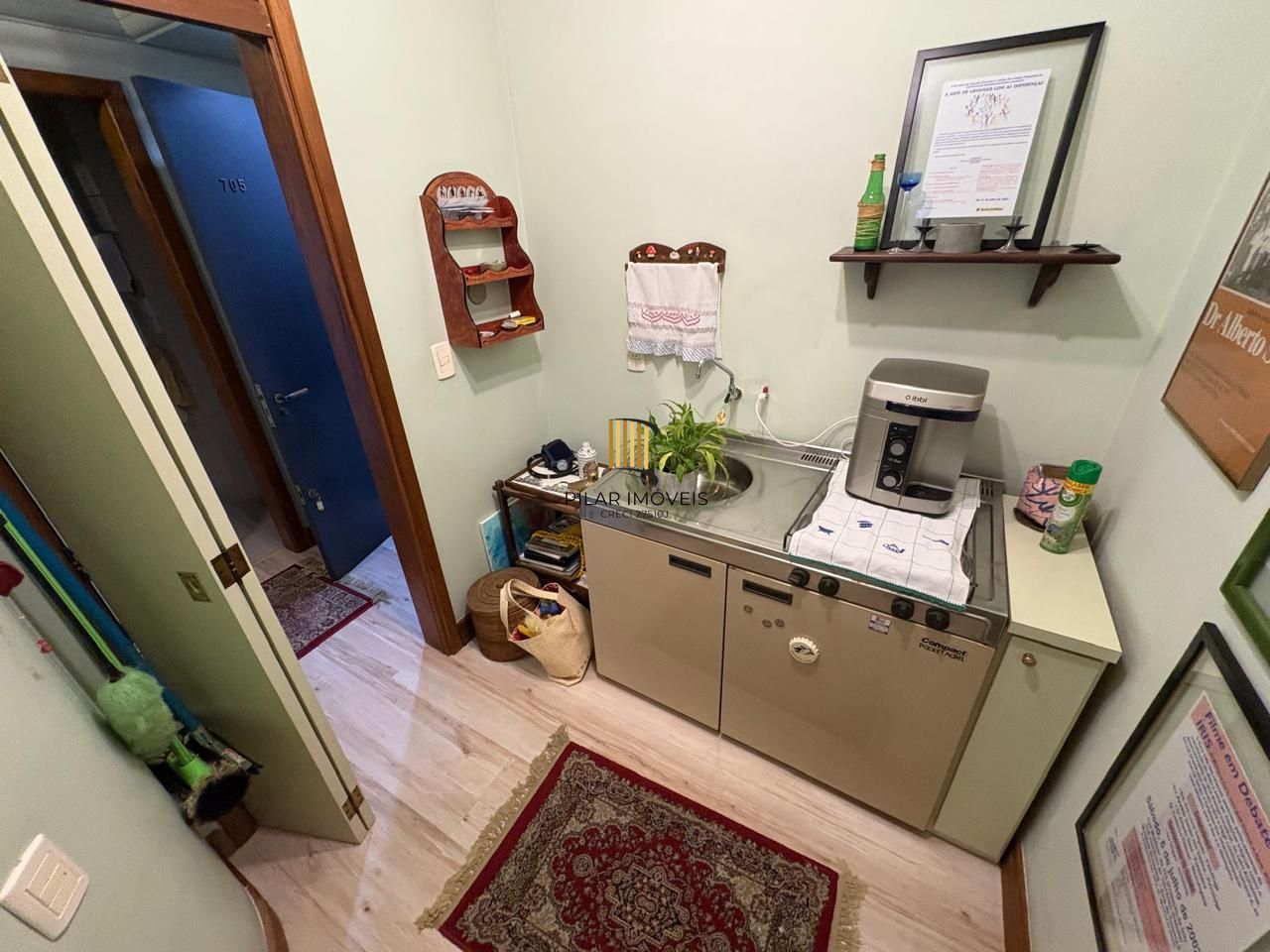 Sala comercial no bairro Três figueiras