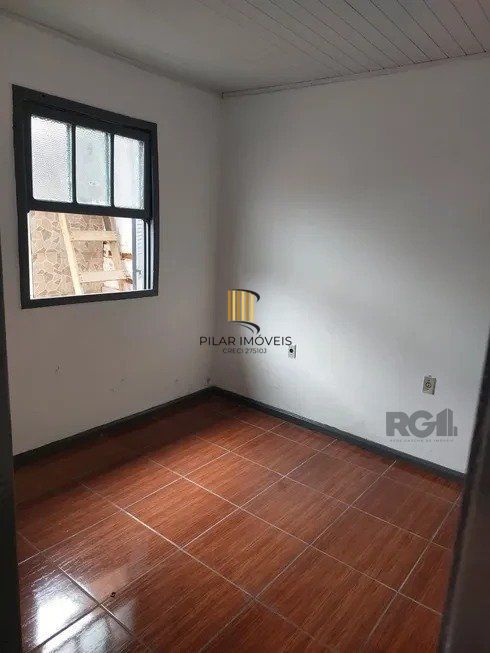 Casa de 2 dormitórios no bairro Sarandi