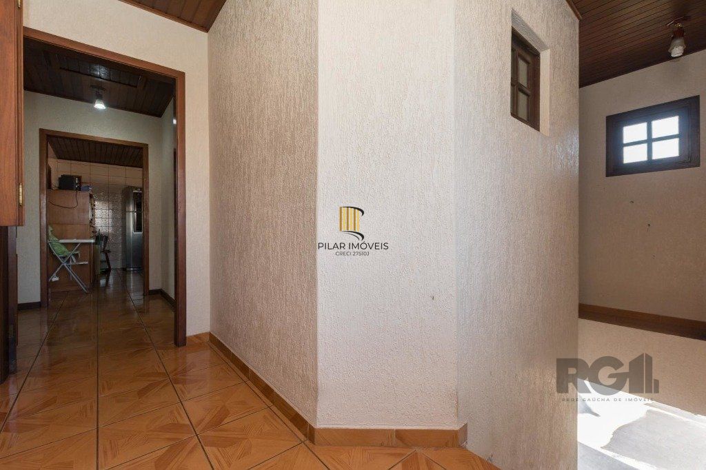 Casa de 4 quartos com 265m², no bairro Cavalhada