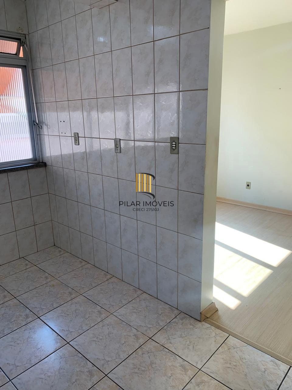 Apartamento de 2 dormitórios á venda no Bairro Passo Da Areia, Porto Alegre.