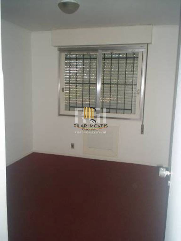 Casa para Venda - 250m², 3 dormitórios, 2 vagas - Petrópolis