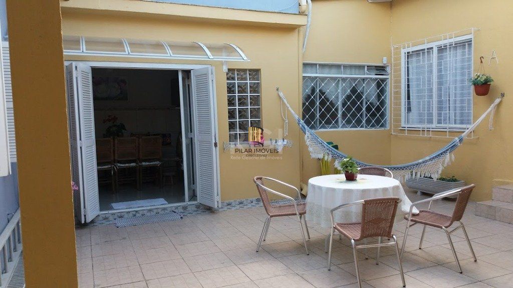 Casa para Venda - 289m², 4 dormitórios, sendo 1 suites, 4 vagas - Cavalhada