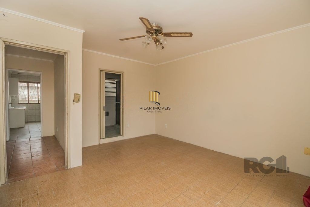 Excelente casa de 389,53m² com 8 dormitórios e 3 vagas.