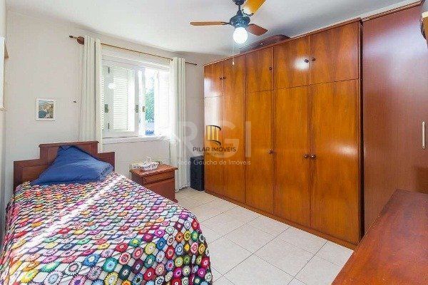 Casa para Venda - 227m², 3 dormitórios, sendo 1 suites, 4 vagas - Azenha