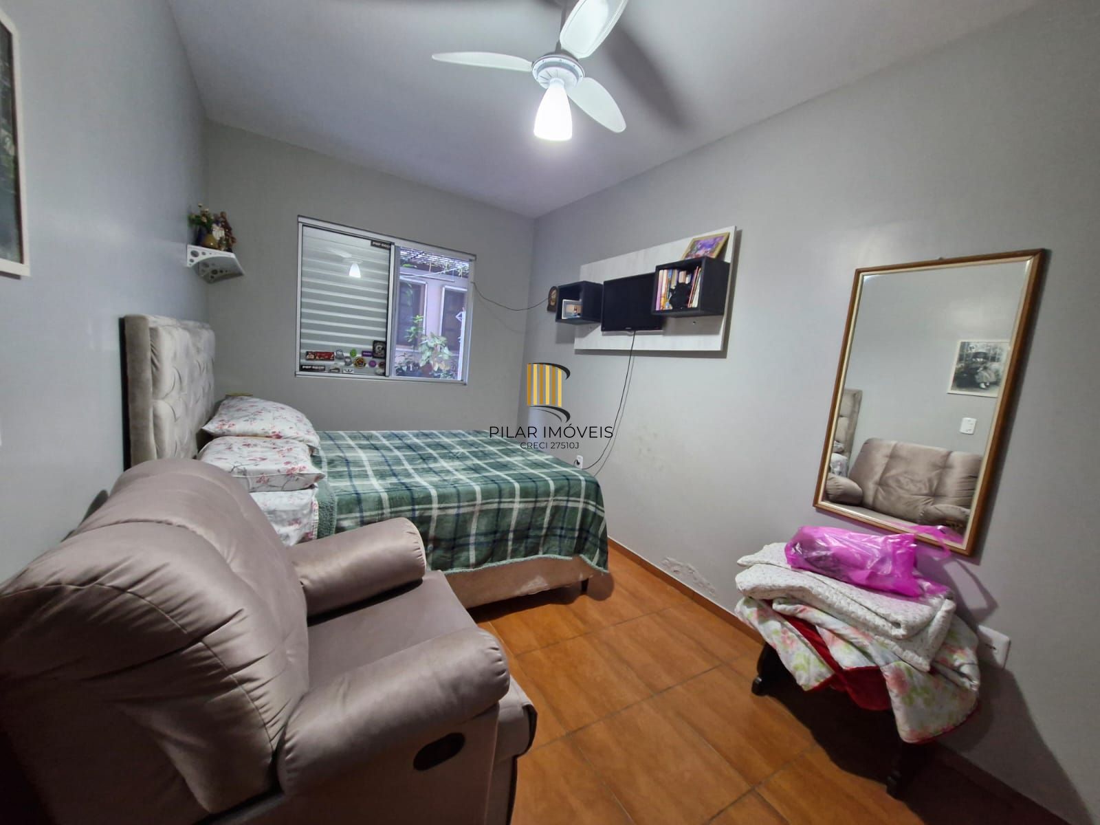 Apartamento Garden térreo, com 2 dormitórios, localizado no Bairro Teresópolis.