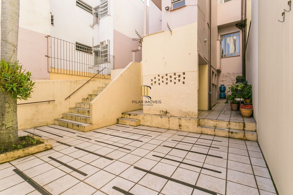 Casa 4 dorms à venda Rua Sinimbú, Petrópolis - Porto Alegre