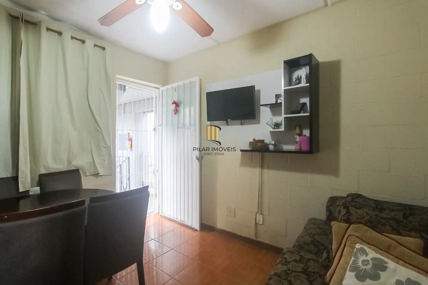 Apartamento 2 dormitórios no Rubem Berta - Porto Alegre