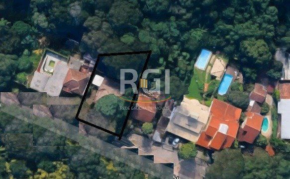 Terreno para Venda - 873m², 0 dormitórios, Teresópolis