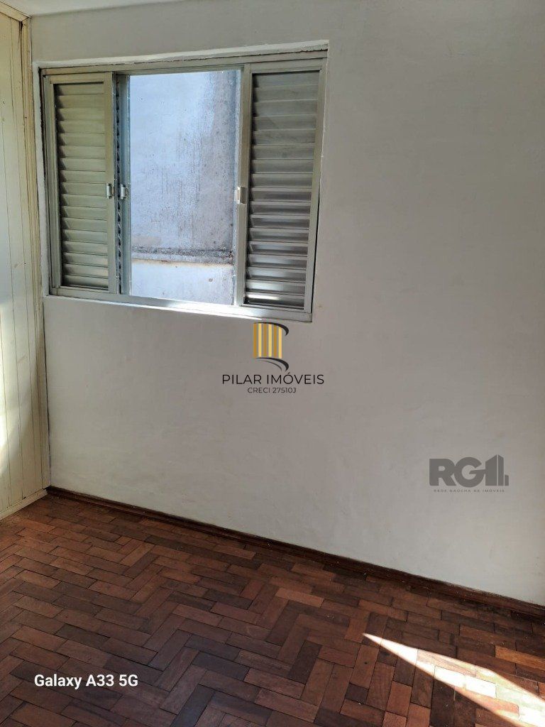 Apartamento 2 dormitórios no bairro Rubem Berta