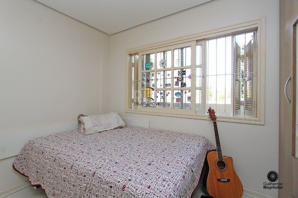 Casa para Venda - 120m², 3 dormitórios, sendo 1 suites, 2 vagas - Medianeira