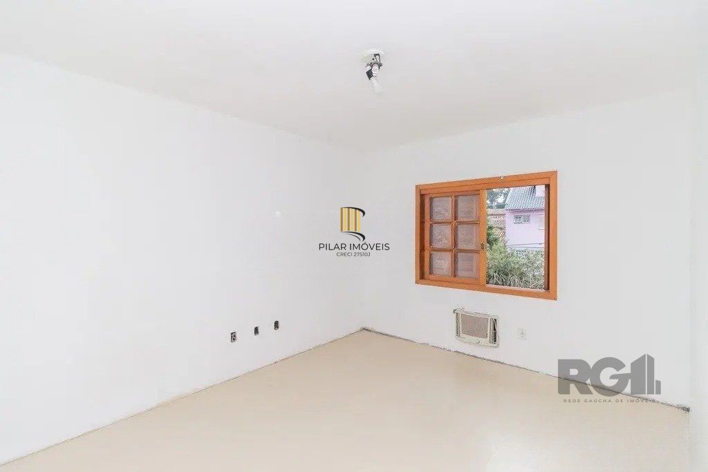 Casa com 3 dormitórios no bairro Jardim Itu