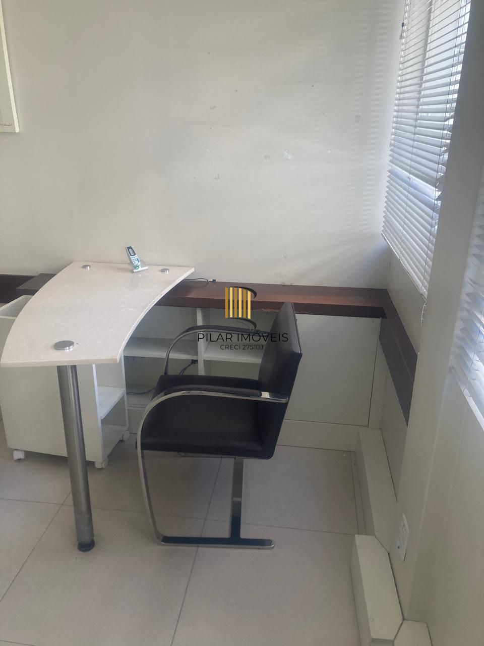 Sala Comercial no bairro Centro Histórico em Porto Alegre para Alugar
