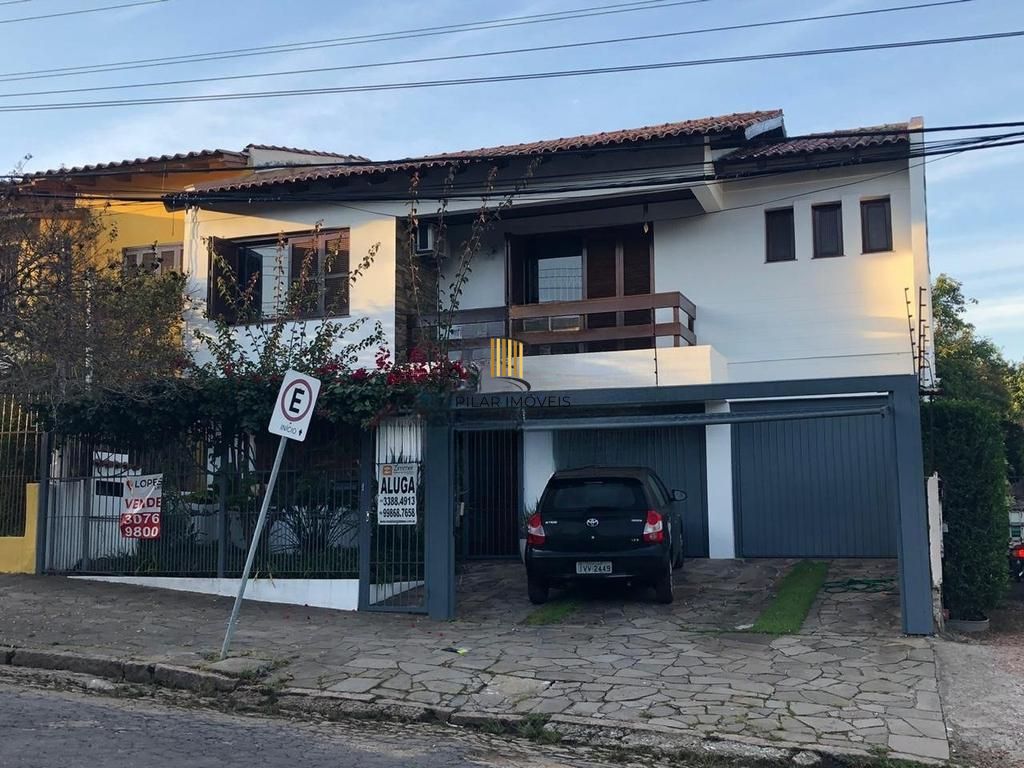 Casa de 3 dormitórios à venda no Bairro, Jardim do Salso - Porto Alegre - Pilar Imóveis