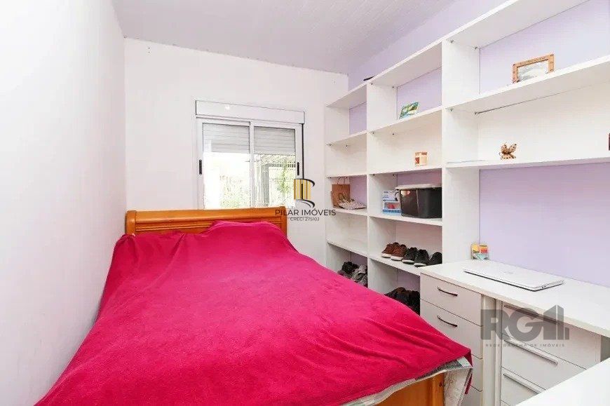 Excelente casa de 45m² com 1 dormitório e 1 vaga no bairro Hípica. 