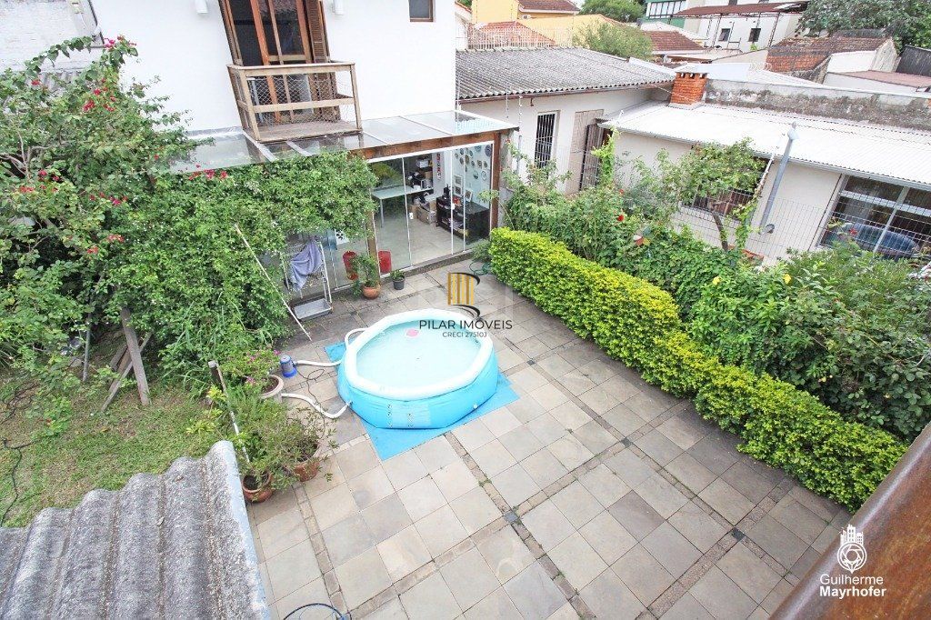 Casa para Venda - 151.36m², 3 dormitórios, sendo 1 suites, 2 vagas - Partenon