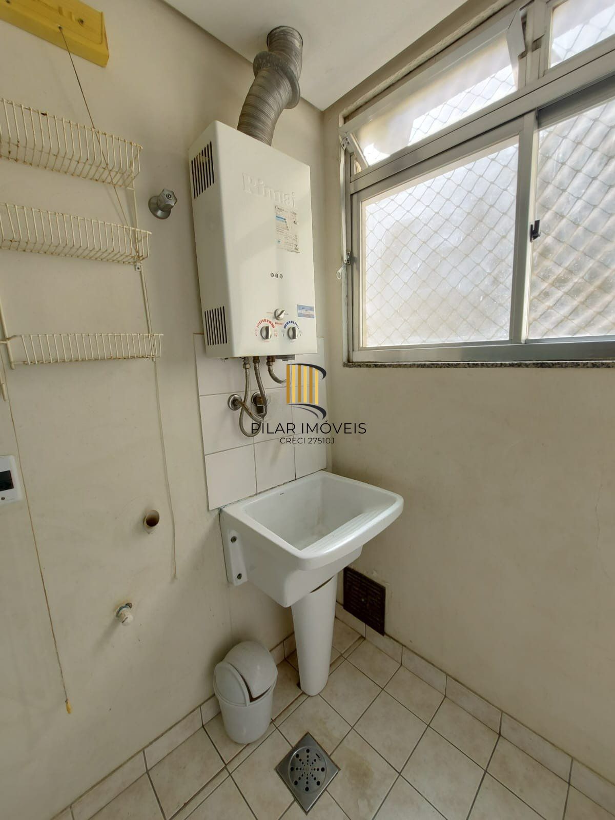 Apartamento de 3 dormitórios á venda no Bairro Jardim Do Salso, Porto Alegre