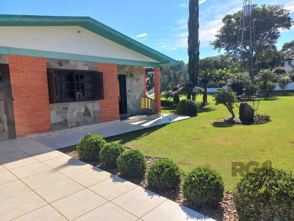 Casa 161m² - 2 dormitórios, 4 vagas no bairro Santo Onofre em Viamão