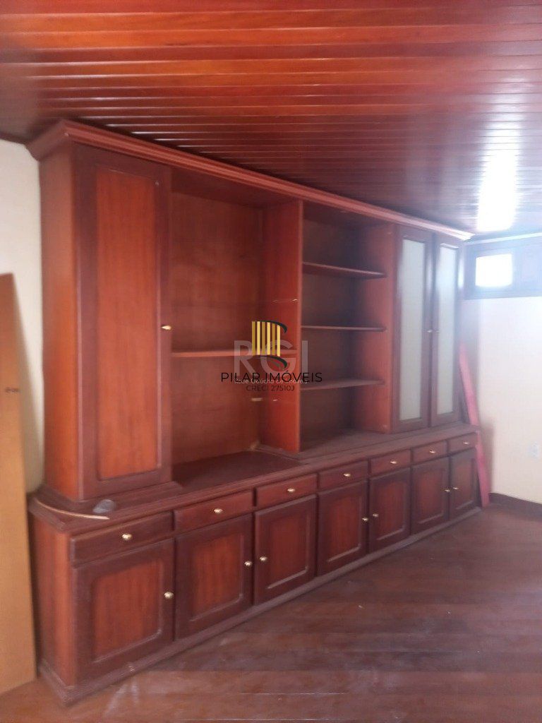 Casa 3 dormitórios no bairro Nonoai