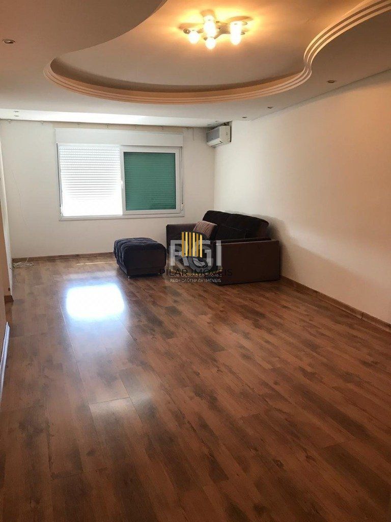 Casa para Venda - 319.25m², 6 dormitórios, sendo 4 suites, 3 vagas - Jardim Floresta