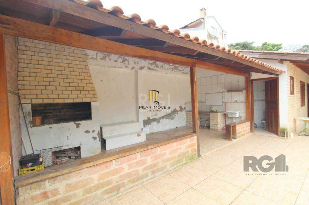 Casa 3 Dormitório(s) Bairro Teresópolis