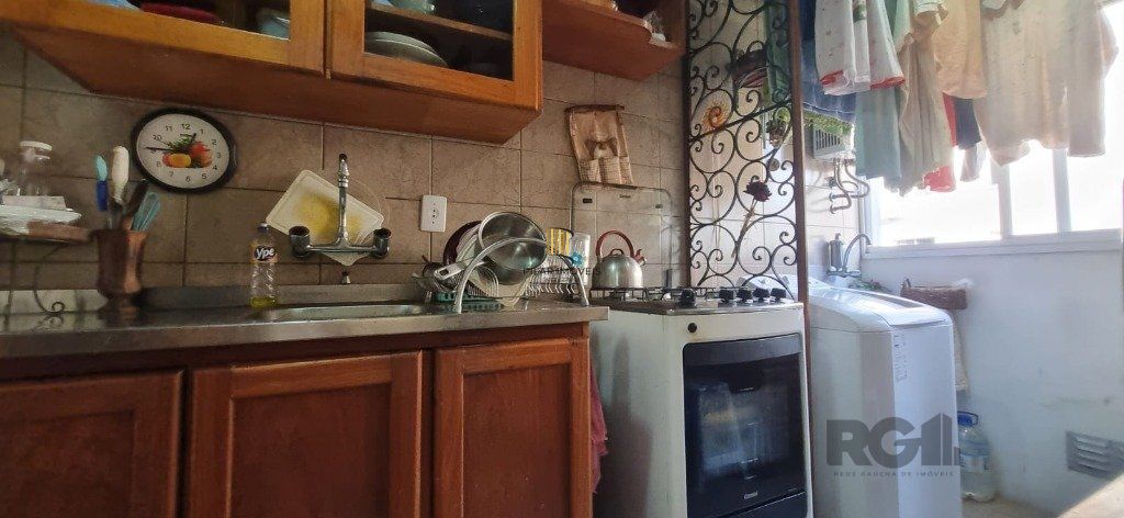 Apartamento 2 dormitórios no bairro Glória