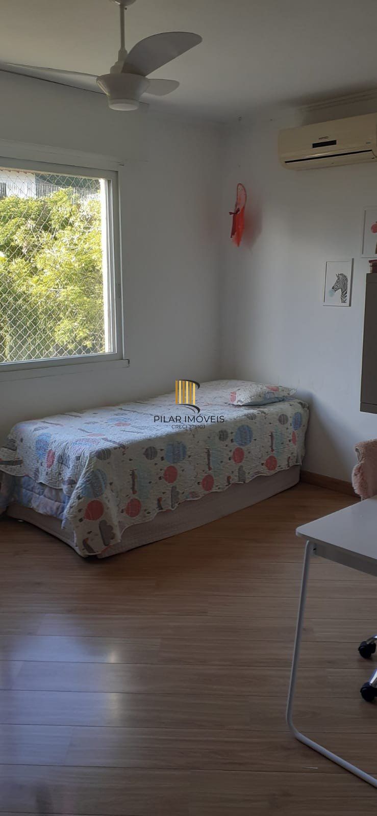 Apartamento de 2 dormitorios á venda no Bairro Cristal - Porto Alegre