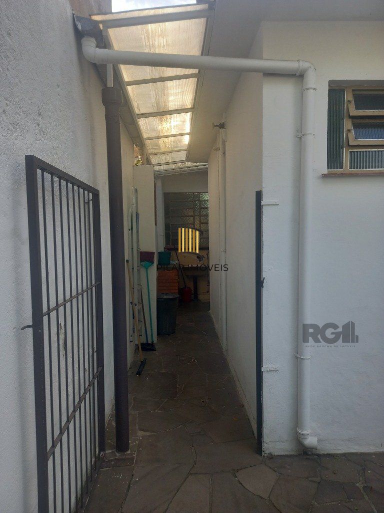 Casa 3 dormitórios no bairro Teresópolis