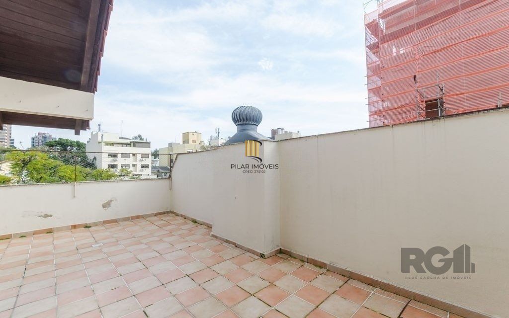 Ótima cobertura de 200 m² com 2 dormitórios e 1 vaga de garagem.