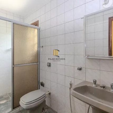 Casa à Venda na Rua da Gruta – 241,99m² – Próxima ao Hospital Divina Providência