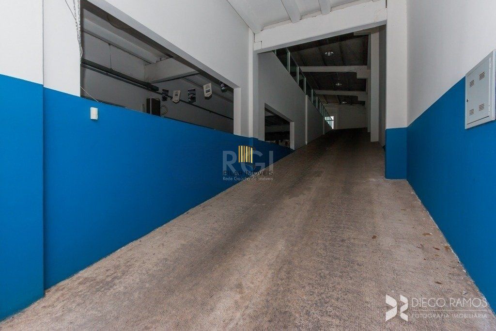 Prédio à venda 2236m² Avenida OTTO NIEMEYER, Tristeza, Porto Alegre.