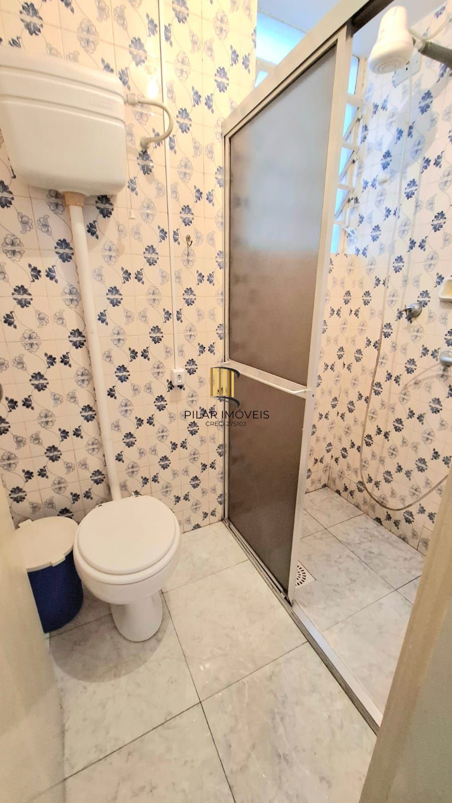 APTO 3 DORM COM DEPENDENCIA EMPREGADA