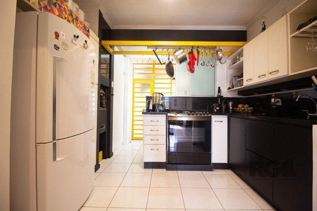 Apartamento de 3 dormitórios no bairro Petrópolis
