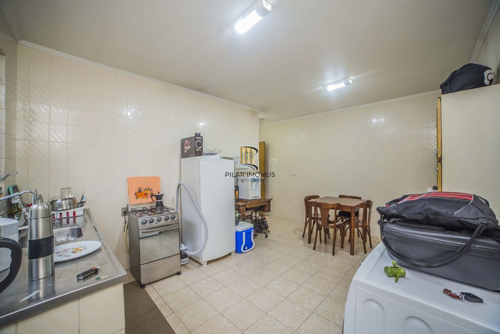 Casa de 4 dormitórios à venda no Bairro Santa Tereza - Porto Alegre