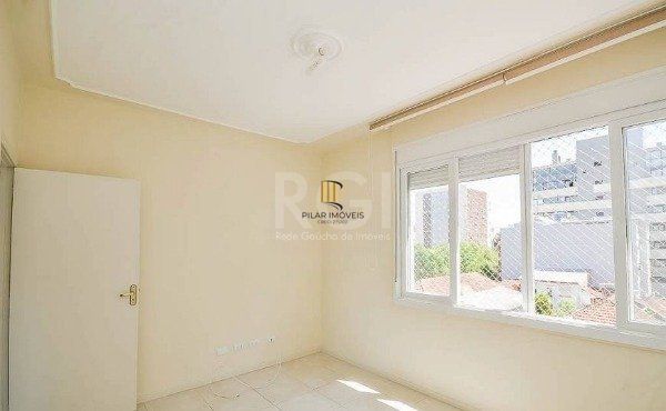 Apartamento 3 dormitórios no bairro Menino Deus