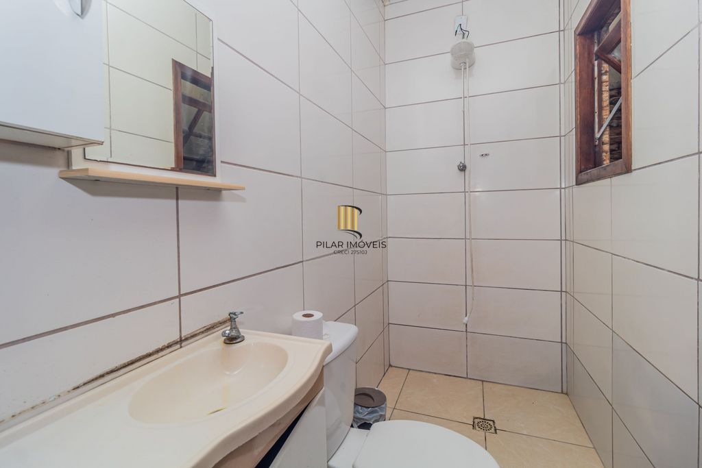 Casa 3 dormitórios à venda no Bairro Restinga - Porto Alegre