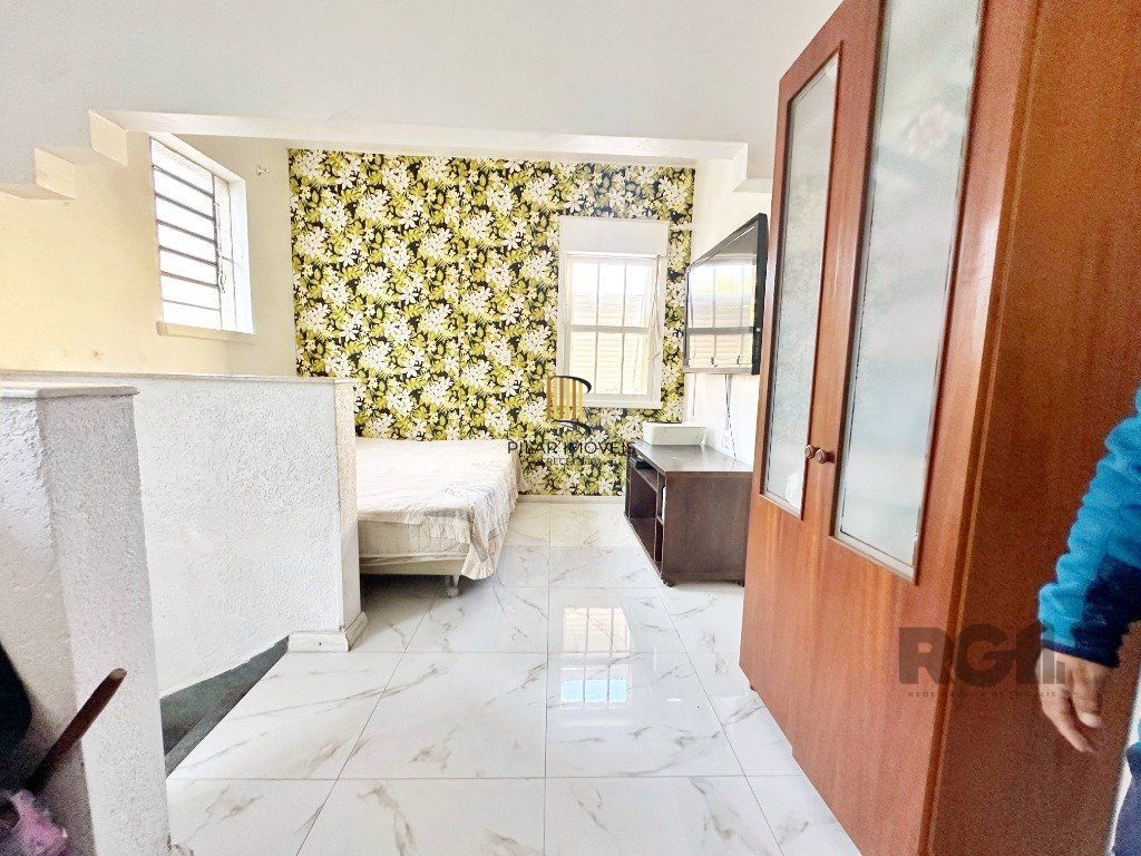 Casa comercial ou residencial com 14 vagas próxima á av. Teresópolis